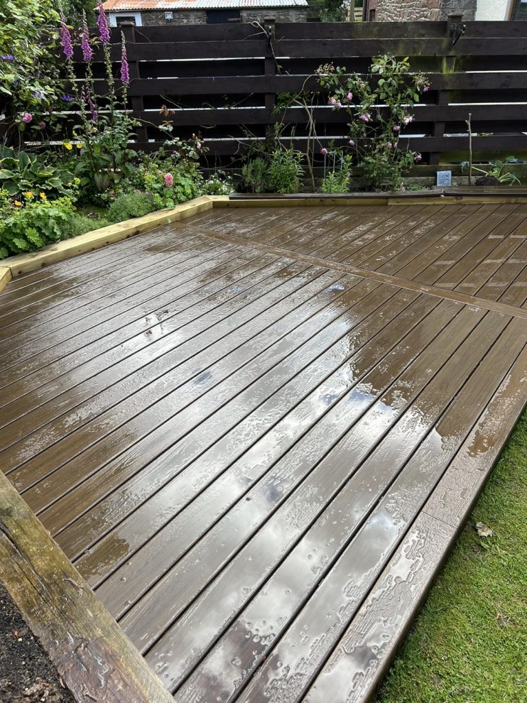 Decking Frizington