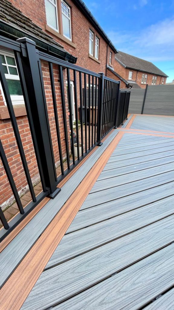 Composite fencing 